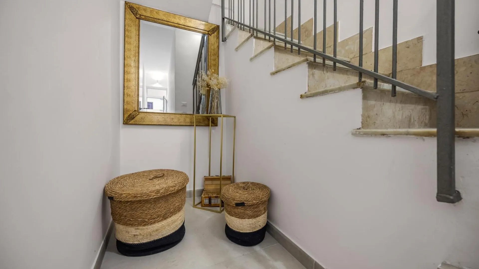 Dream Holidays - Apartments Palermo