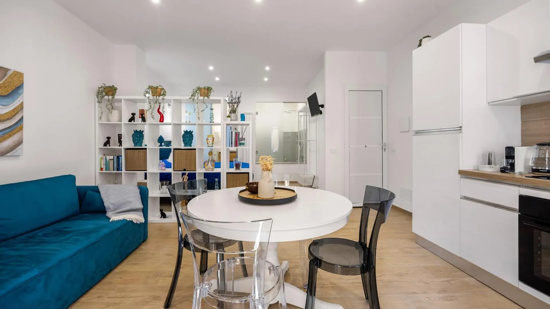 Dream Holidays - Apartments Palermo 0*,  Italy